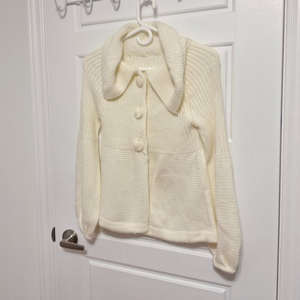 Cute cream colour cotton and polyester blend sweater with bow at back Si…